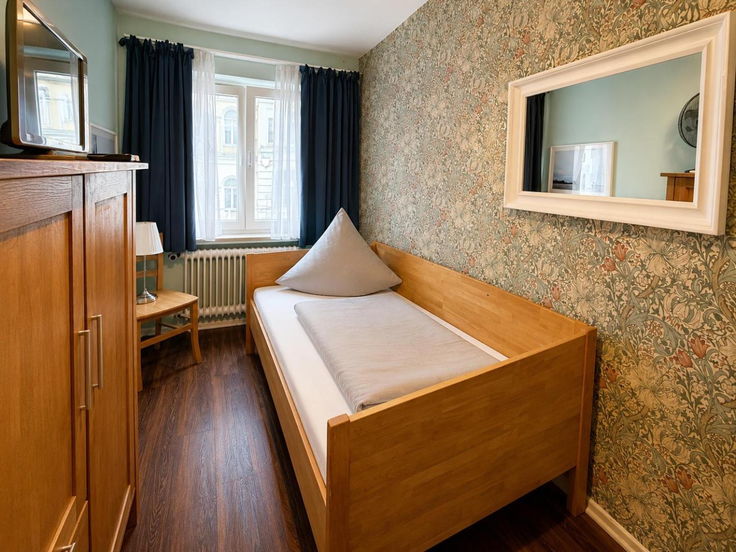 Budget Single Room