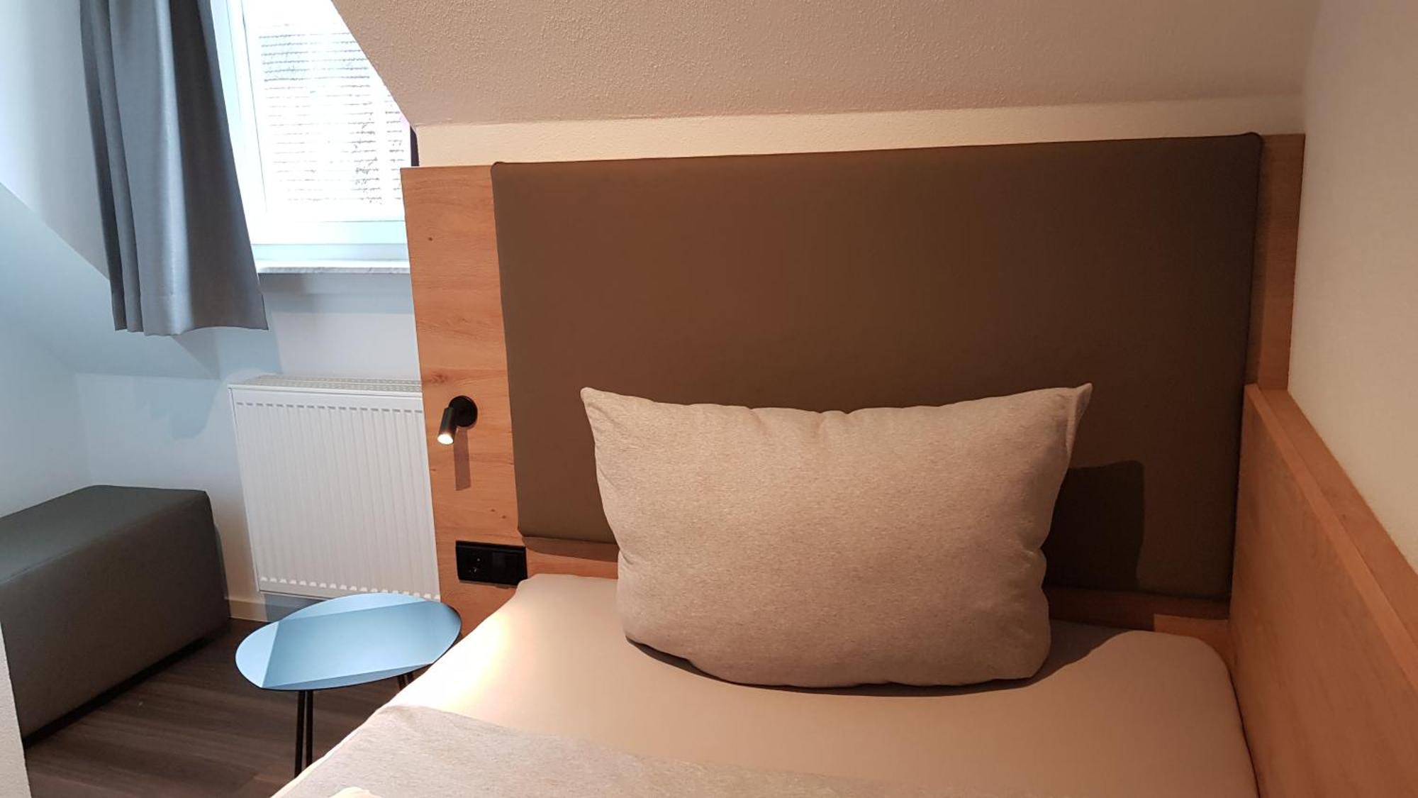 Deluxe Single Room