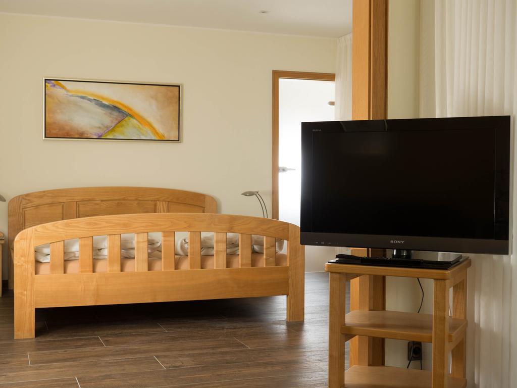 Studio mit Kingsize-Bett und Schlafsofa