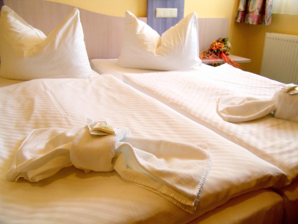 Dreibettzimmer