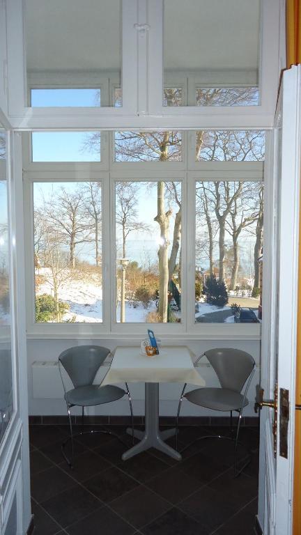 Familienzimmer (2 Erwachsene + 2 Kinder)