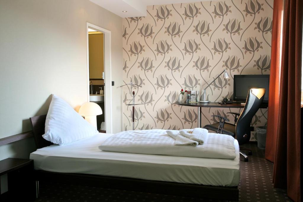Superior Single Room