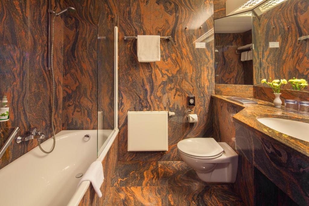 Double Room Category B