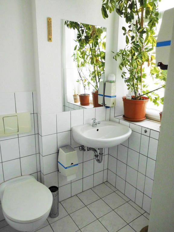 Vierbettzimmer mit Bad