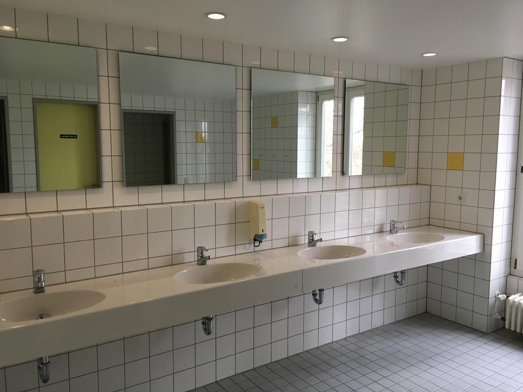 Quadruple Room with Shared Bathroom