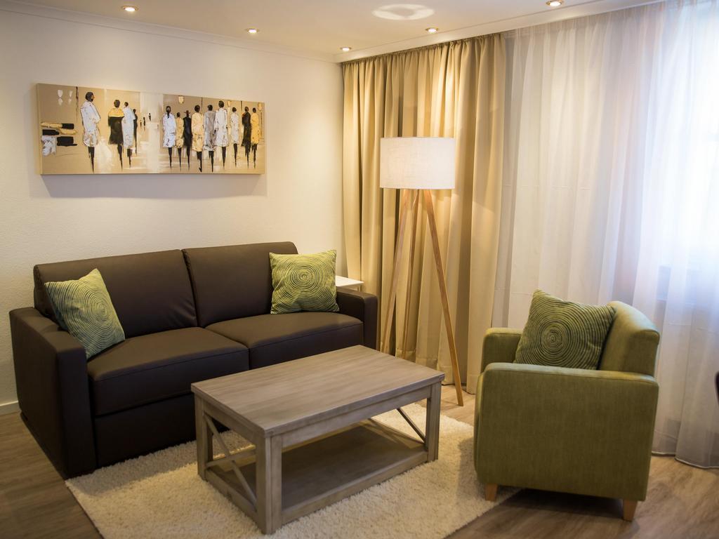 Junior Suite with Inner Courtyard View