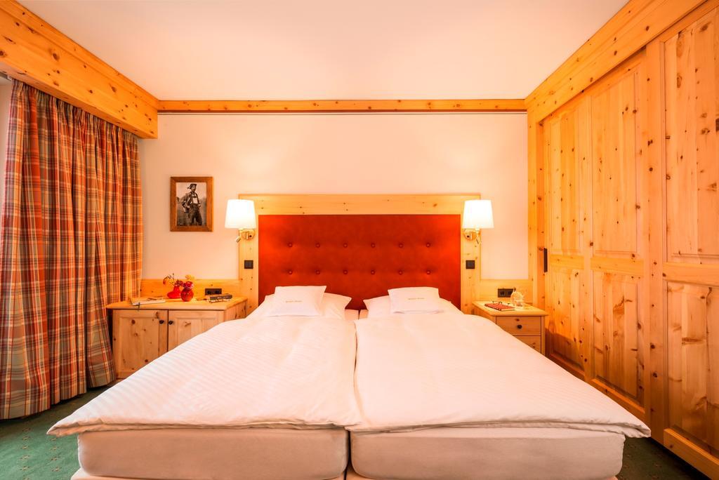Double Room with Balcony (1 Adult)