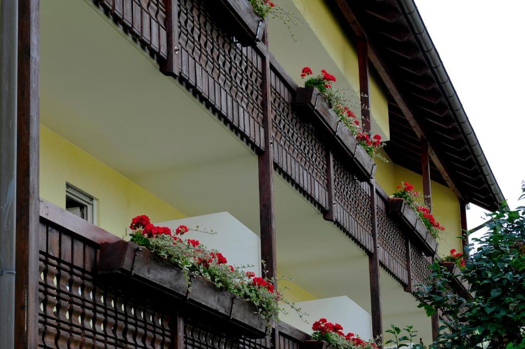 Doppelzimmer mit Balkon