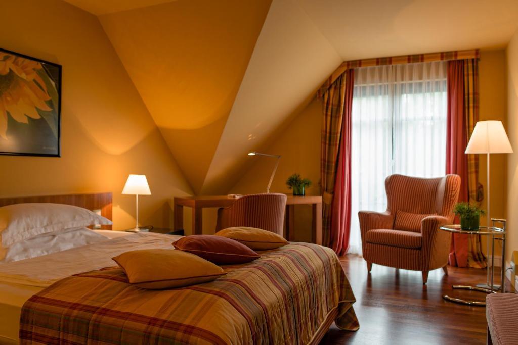Business Single Room