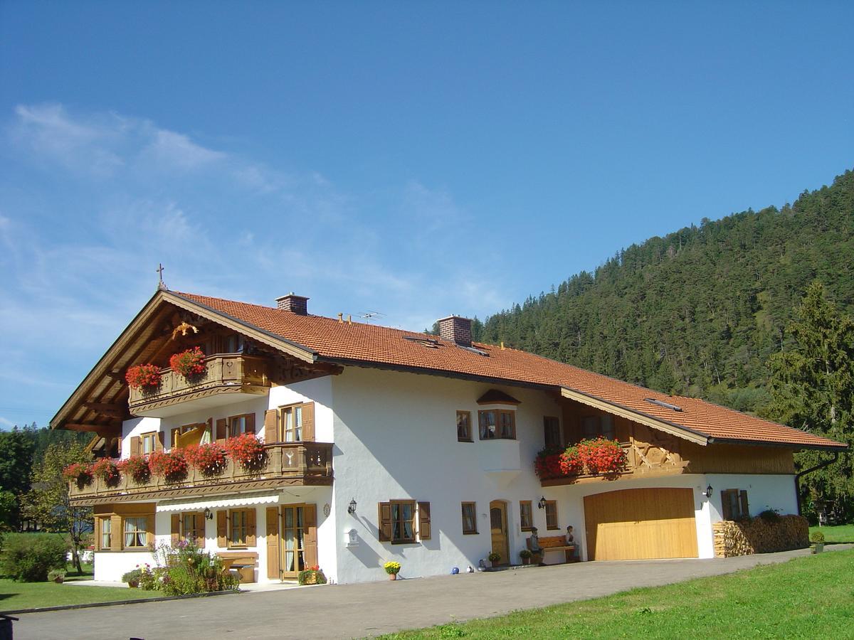 Apartment mit 2 Schlafzimmern, einem Balkon und Bergblick