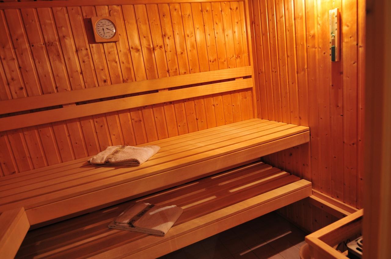 Suite with Sauna