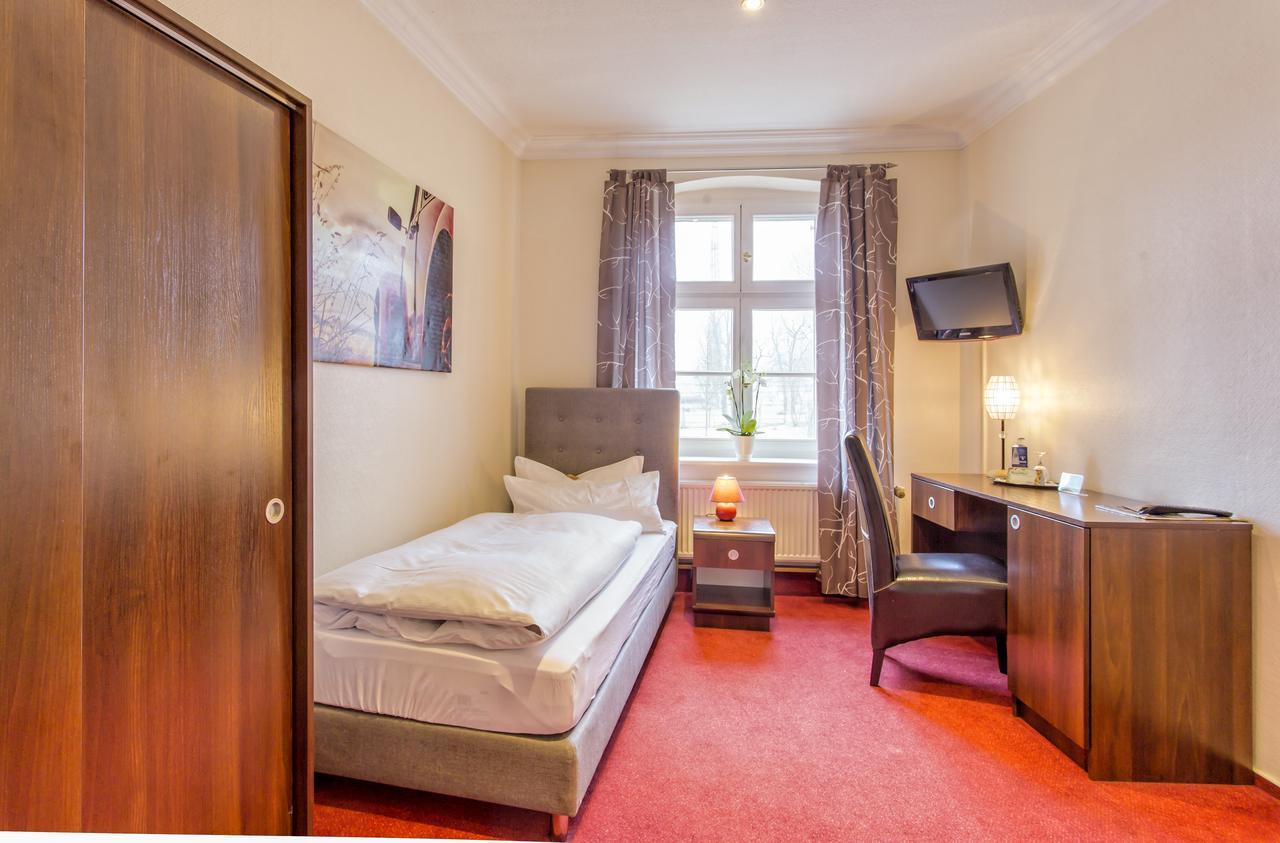Comfort Single Room