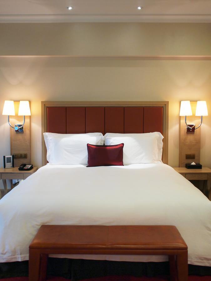 Small Double Room,643476294:JPEG