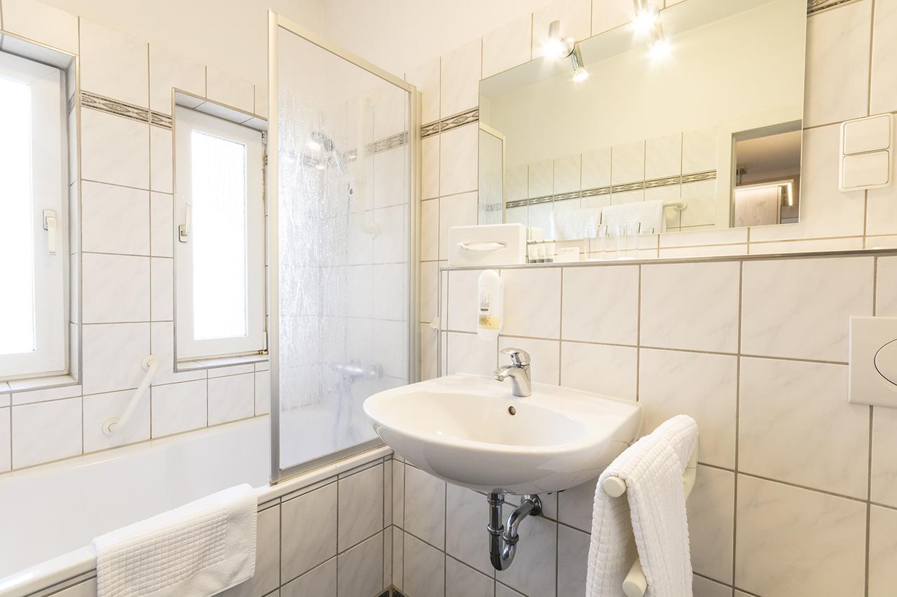 Two-Bedroom-Apartment (2 Adults + 2 Children)