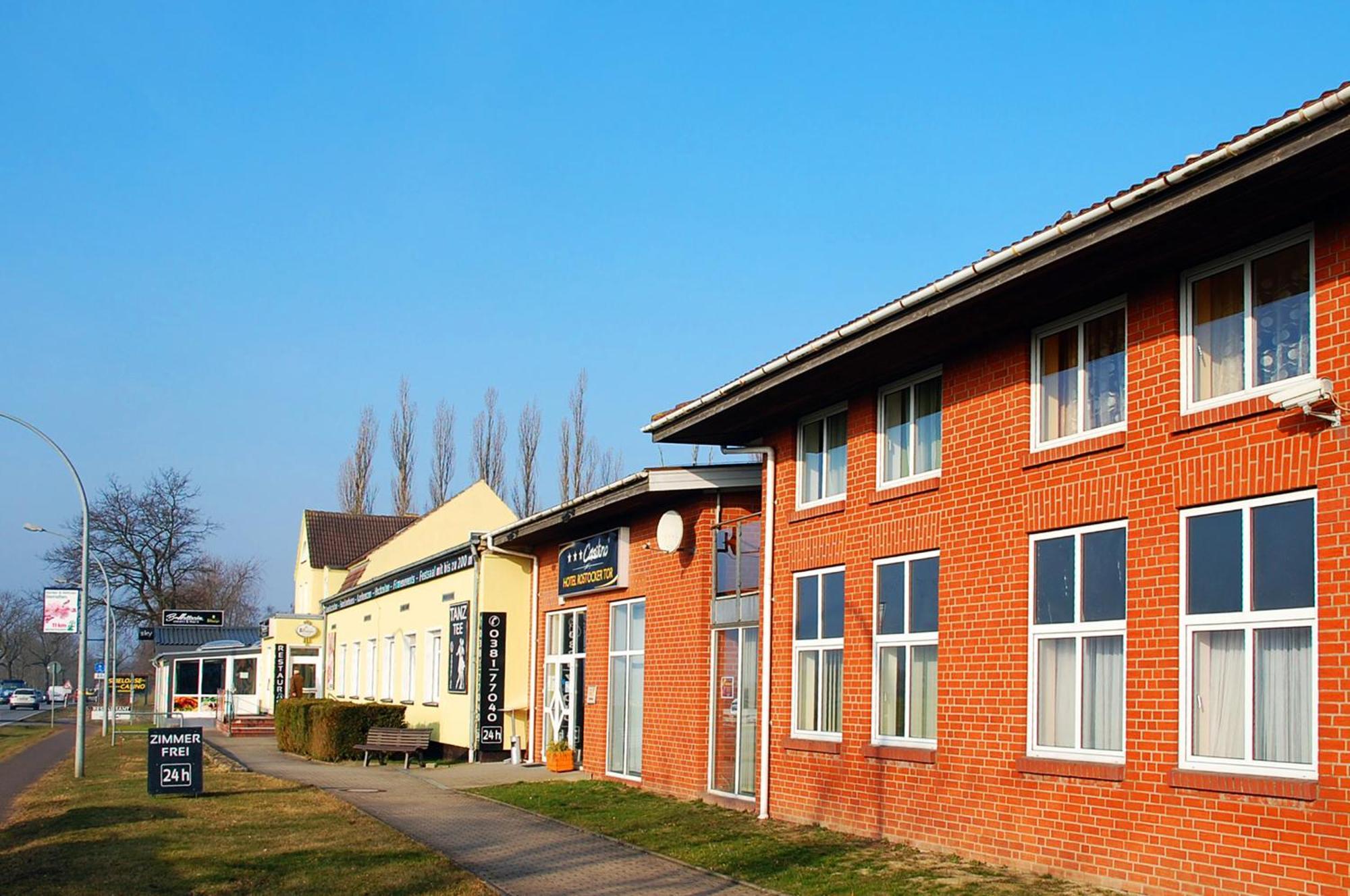 Einzelzimmer zur Strasse/Hofseite