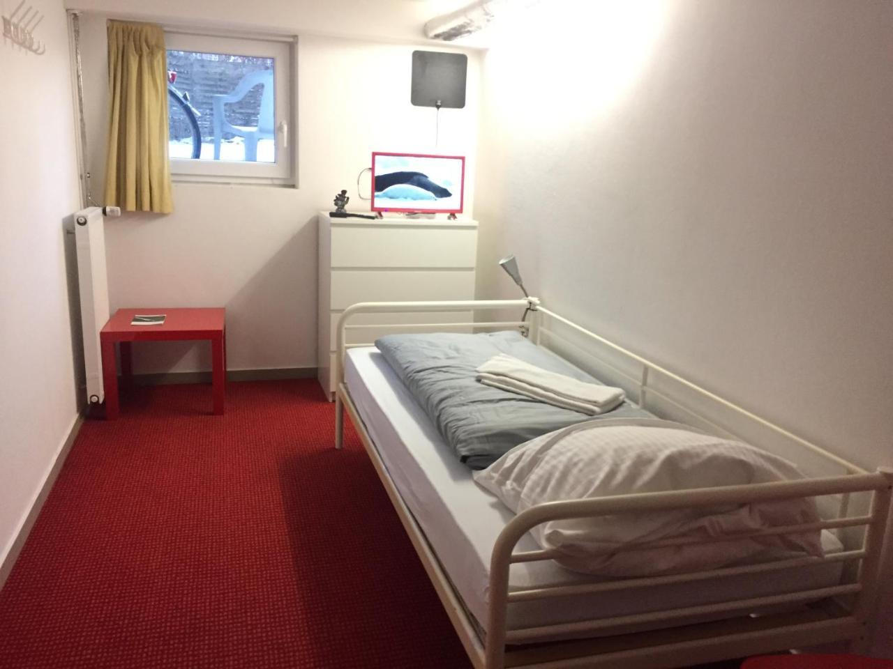 Economy Einzelzimmer mit Gemeinschaftsbad