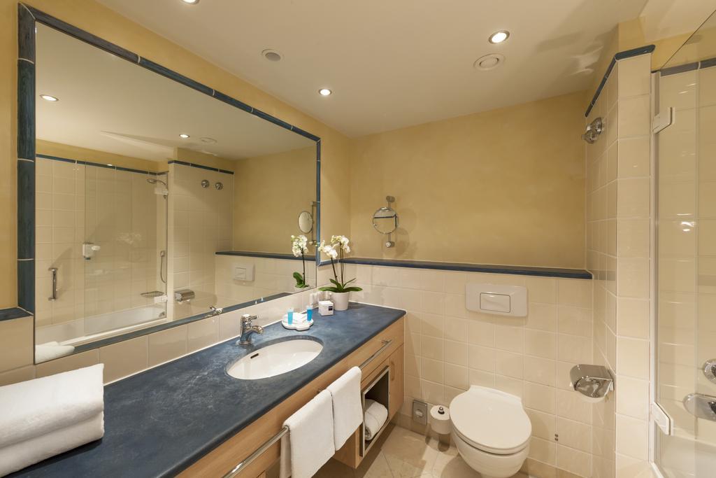 Junior Suite,325428376:JPEG