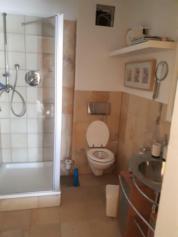 Zweibettzimmer mit Bad