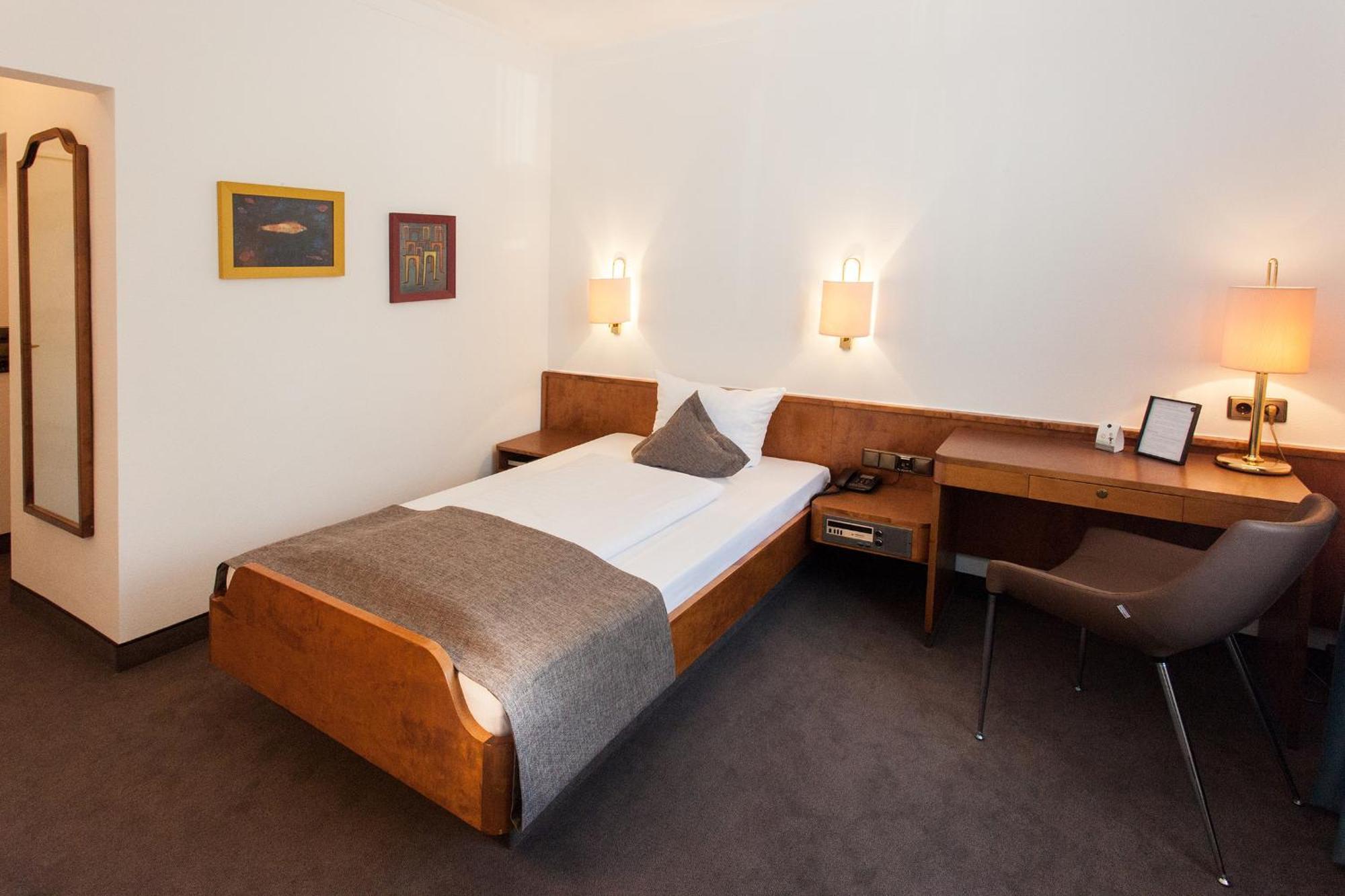 Single Room