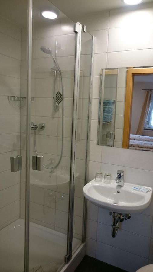Doppelzimmer mit eigenem Bad