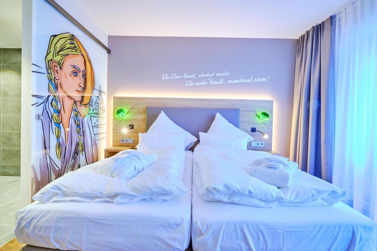 Doppelzimmer mit Balkon