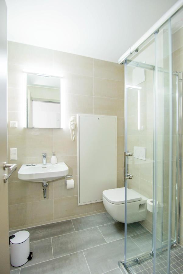 Single Room with Shower