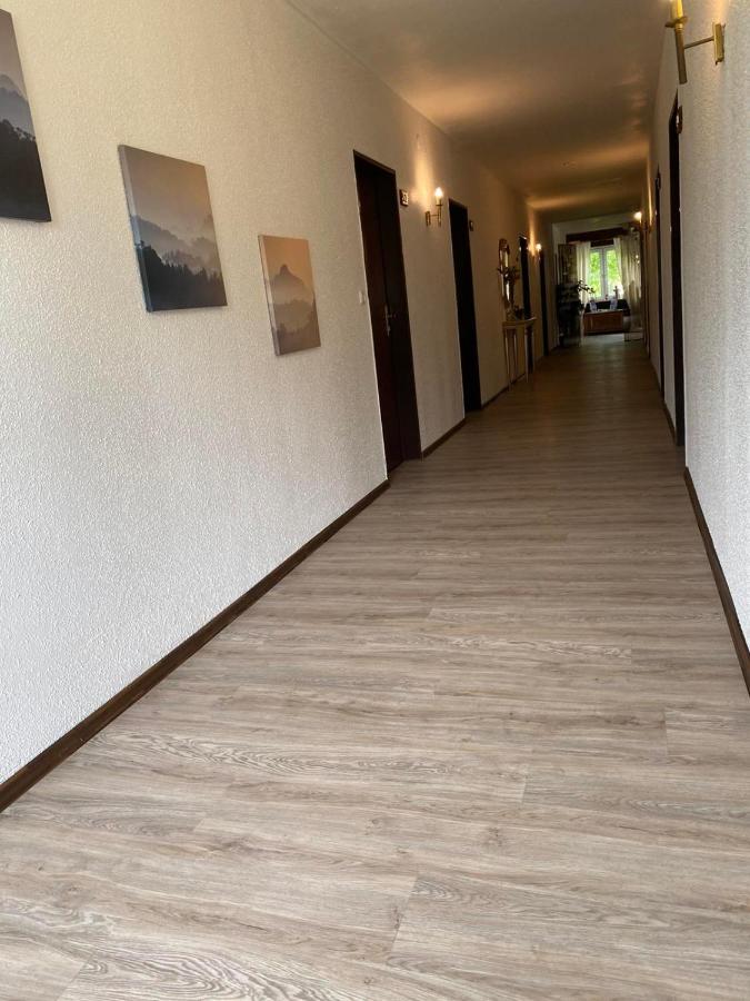 Basic Dreibettzimmer