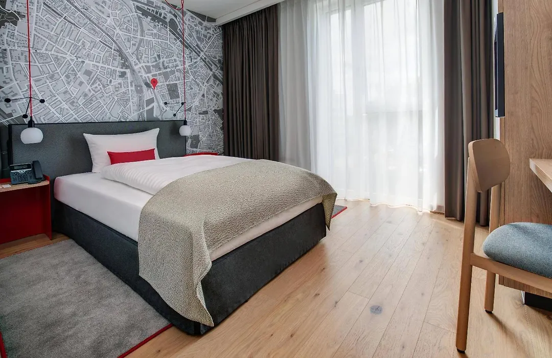 Intercityhotel Duisburg-1