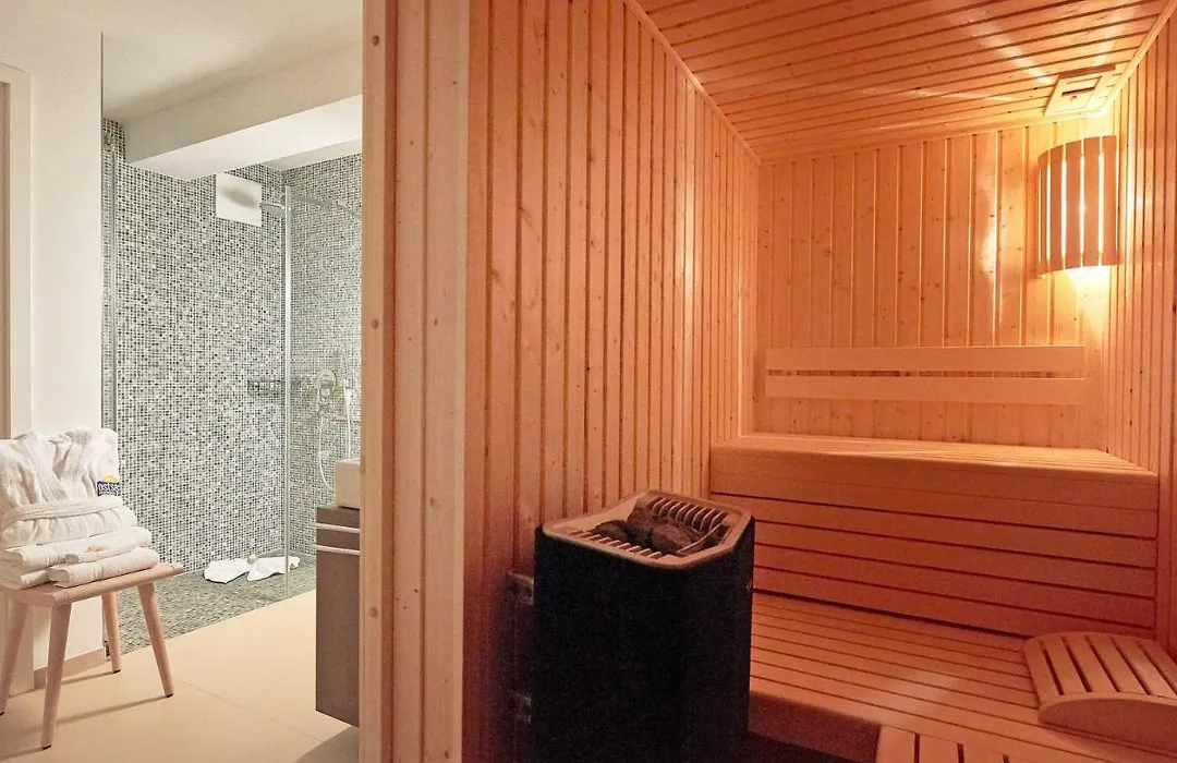 Strandresort Prora - Penthouse 504 mit Meerblick und Sauna-1