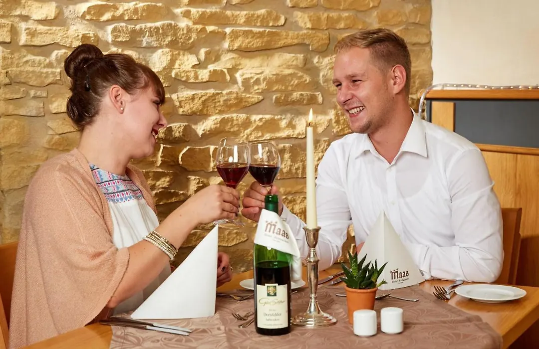 Hotel-Restaurant Maas-1