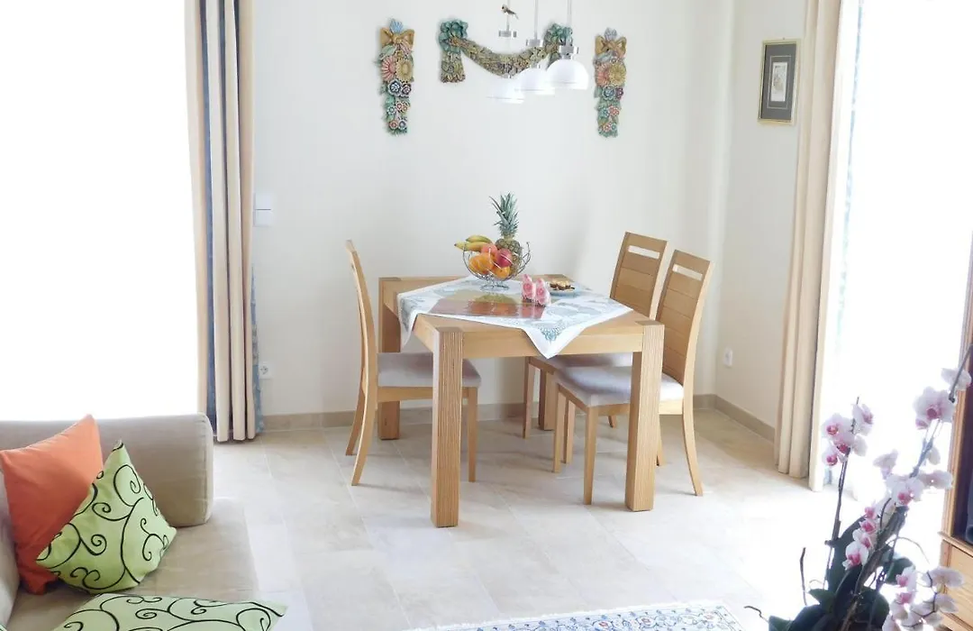 Ferienwohnung am Rosengarten-1