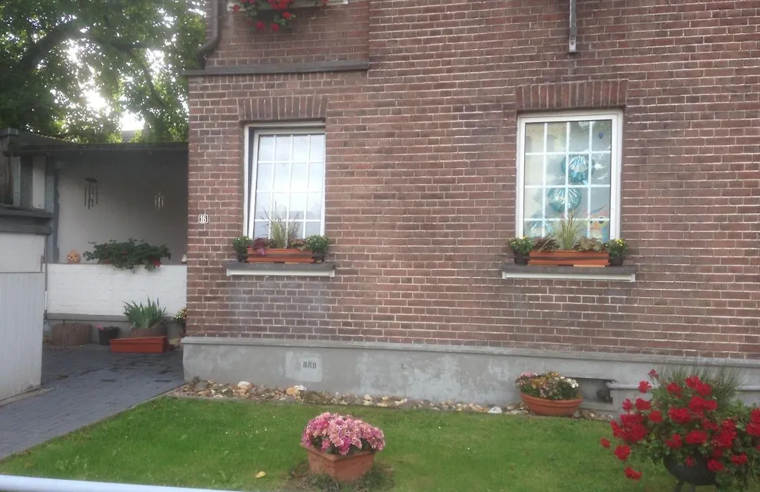 Dormitorium Kaarst Wohnraum auf Zeit-1