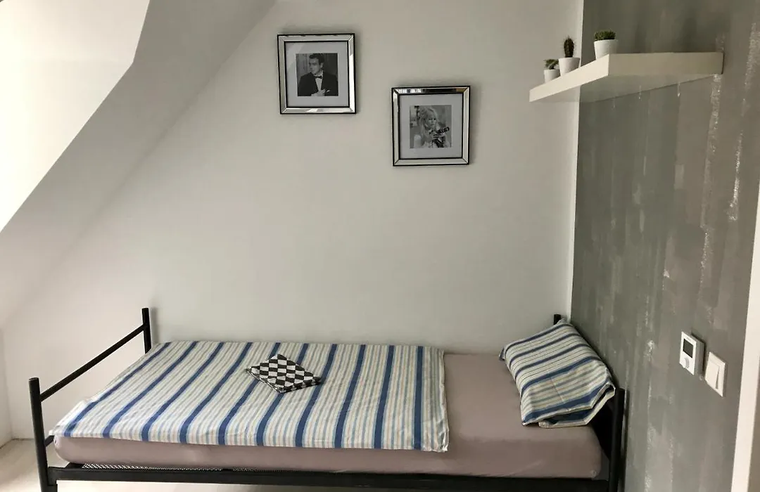 B-Hostel-1