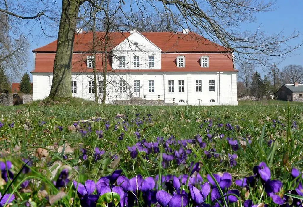 Jagdschloss Kotelow-1