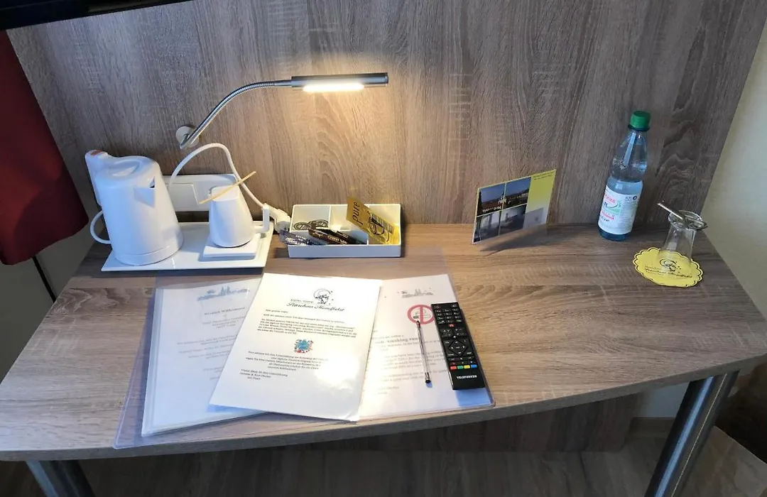 Hotel Peterchens Mondfahrt-1