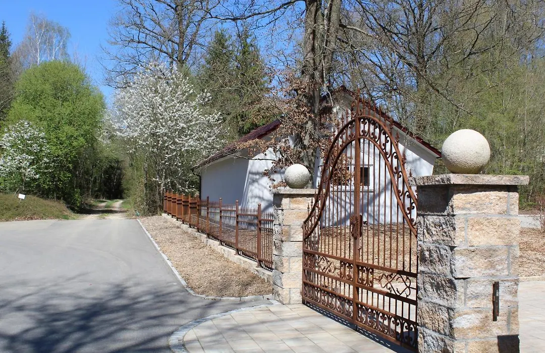 Waldhotel Rainau-1