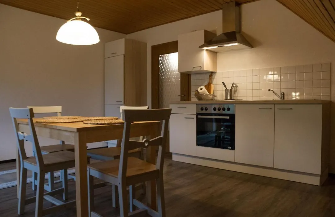 Schoene Ferienwohnung In Kuerten-1