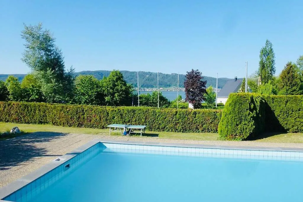 Die Seeblume - Ferienwohnung mit Pool und Seeblick-1
