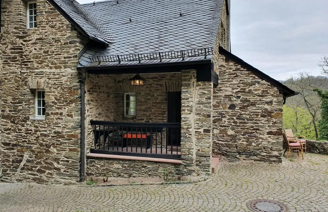 Wächterhaus auf der Sauerburg-1