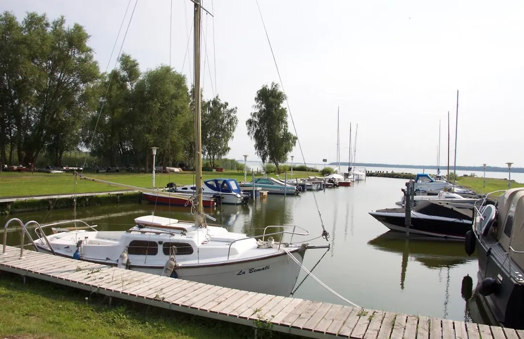 Ferienhaus-Achterwasser-Usedom-1