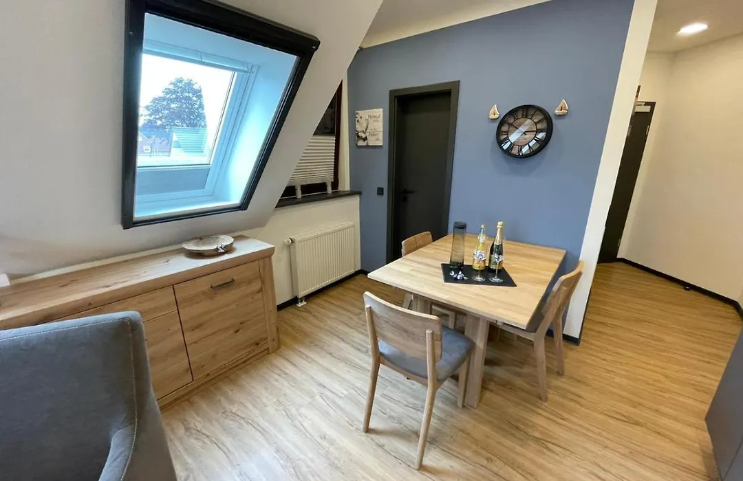 Ferienhaus Kompass (ehemals Pension Hohlen)-1