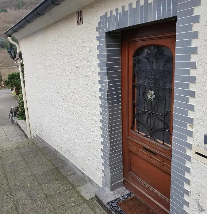 Mosel-Ina-1