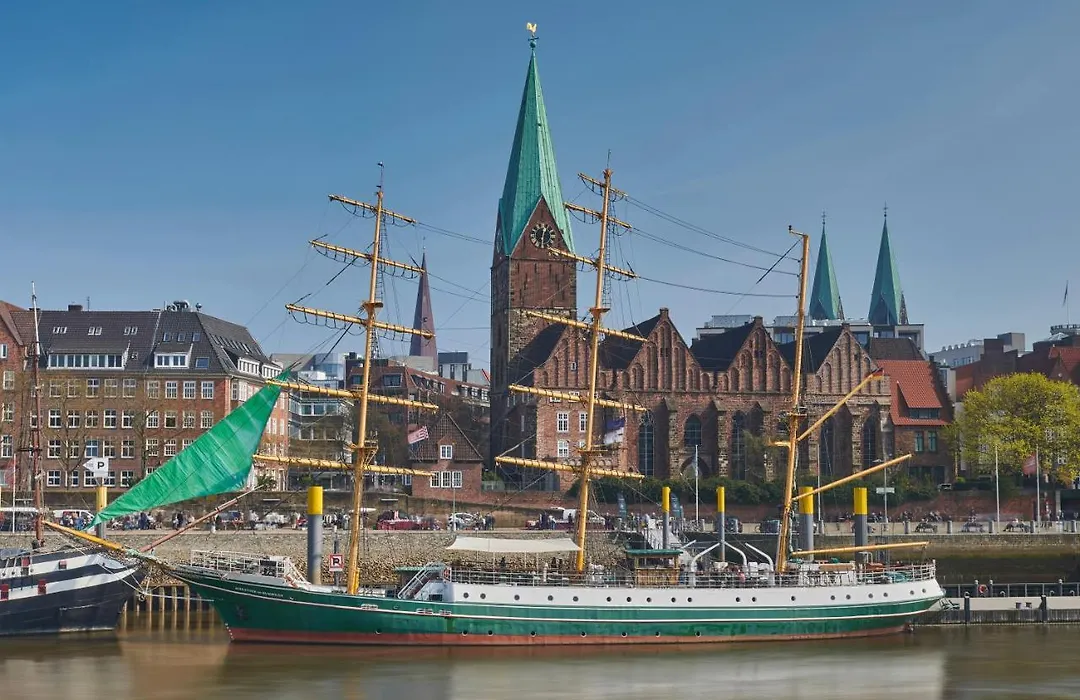 Alexander von Humboldt - Das Schiff-1