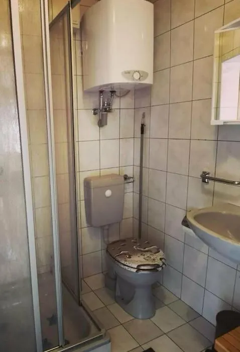 Ferienbungalow im Igelbau-1