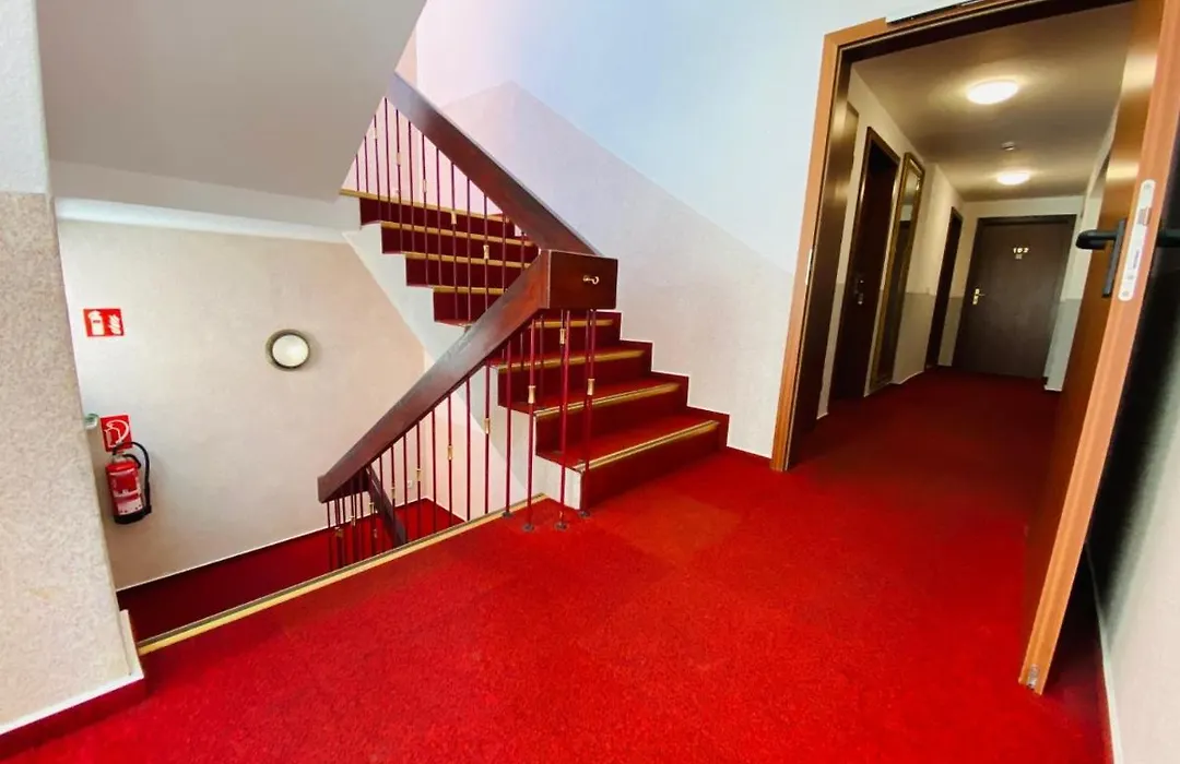 Hotel Grimm-1