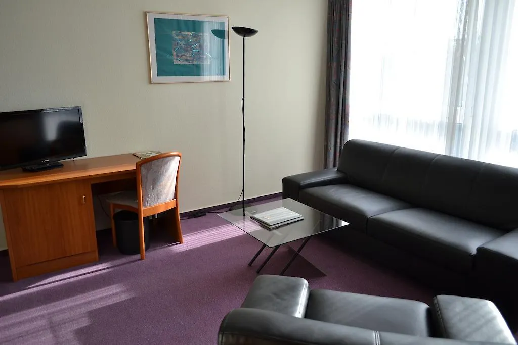 Hotel Grossbeeren-1