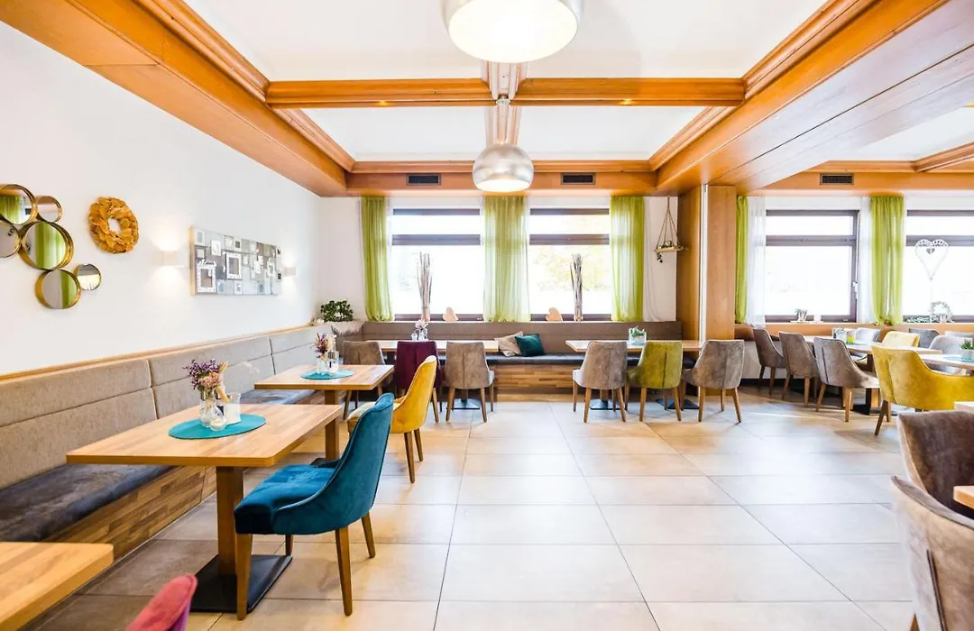 Landhotel Küffner-1