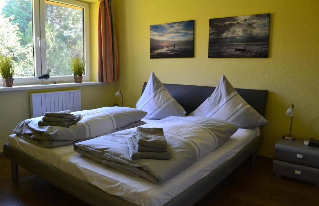 Ferienwohnung 6 im Haus Hallig Gröde-1