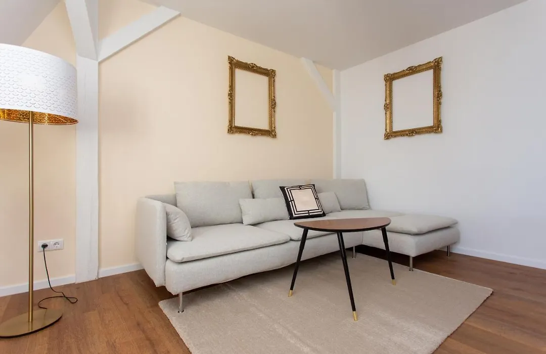 Fullhouse - Halle - M14 Apartments - Marketplace - Wonderful View-1