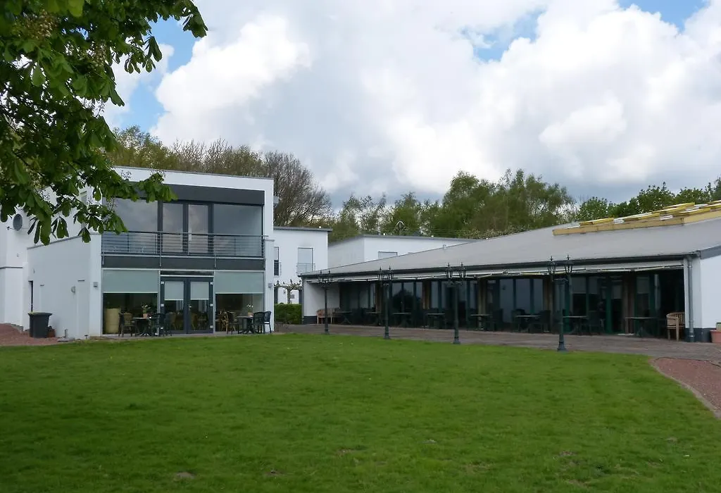 Haus am See - Gochness-1
